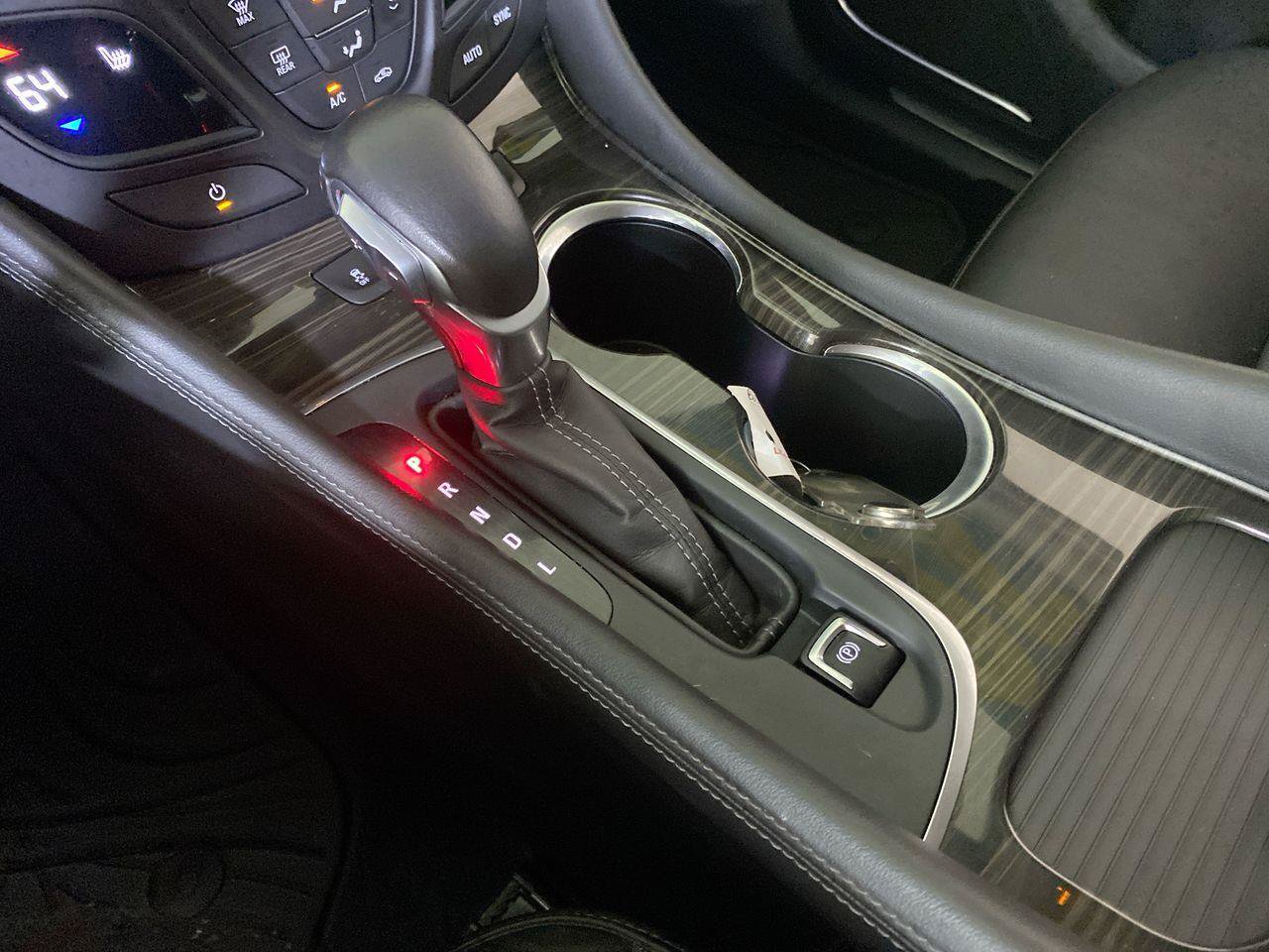 Certified 2020 Buick Envision Premium AWD/4WD image 33