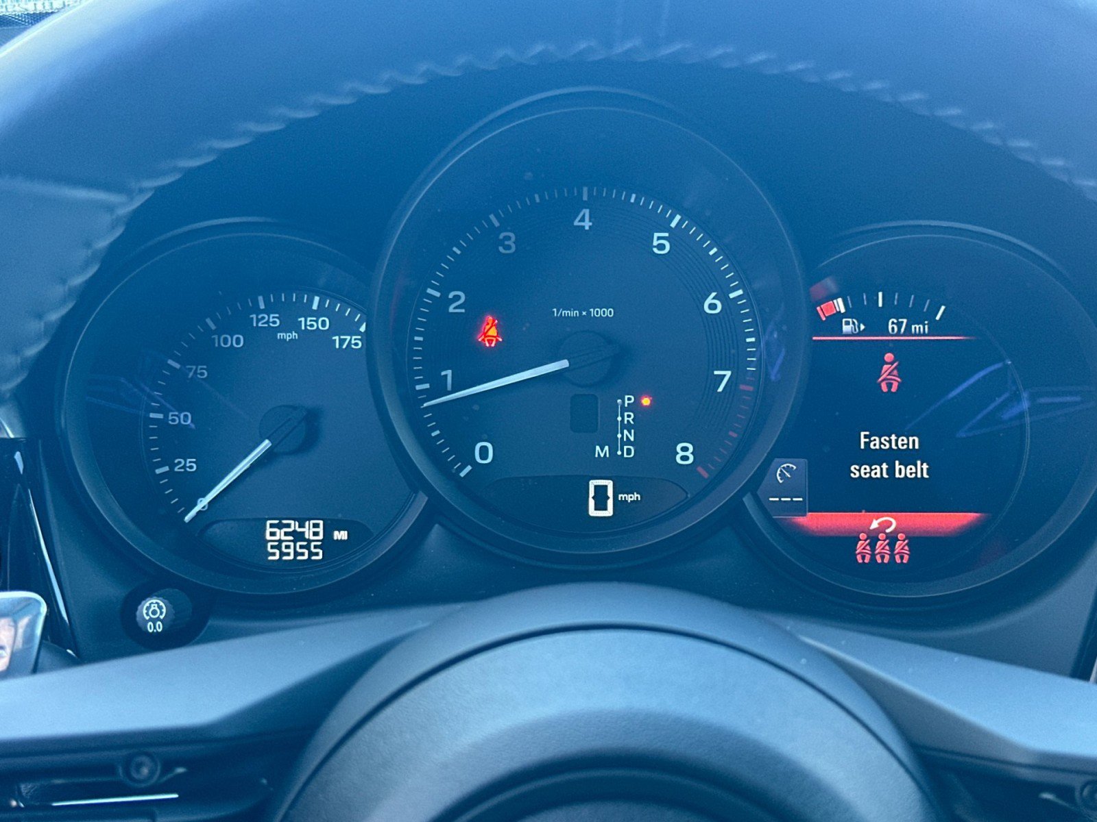 Certified 2025 Porsche Macan image 24