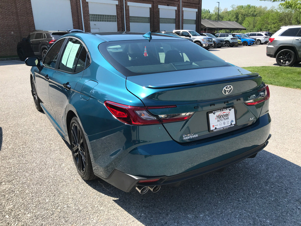 Used 2026 Toyota Camry SE w/ Convenience Package FWD image 6