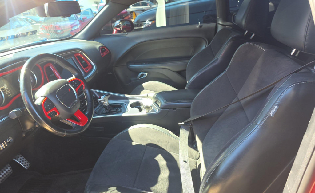 Used 2017 Dodge Challenger R/T Plus RWD image 11