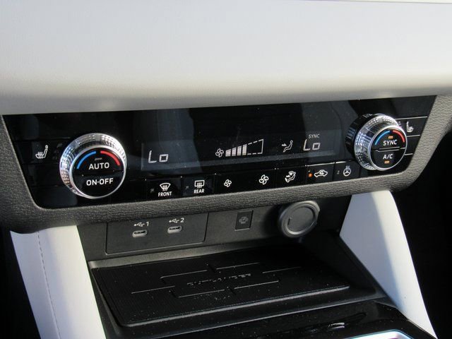 New 2026 Mitsubishi Outlander SE image 18