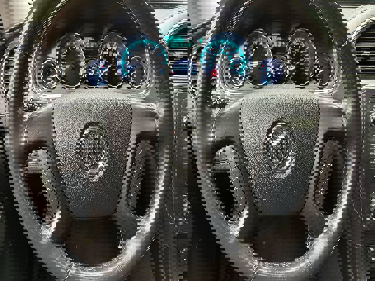 Used 2017 Buick Enclave Premium image 17