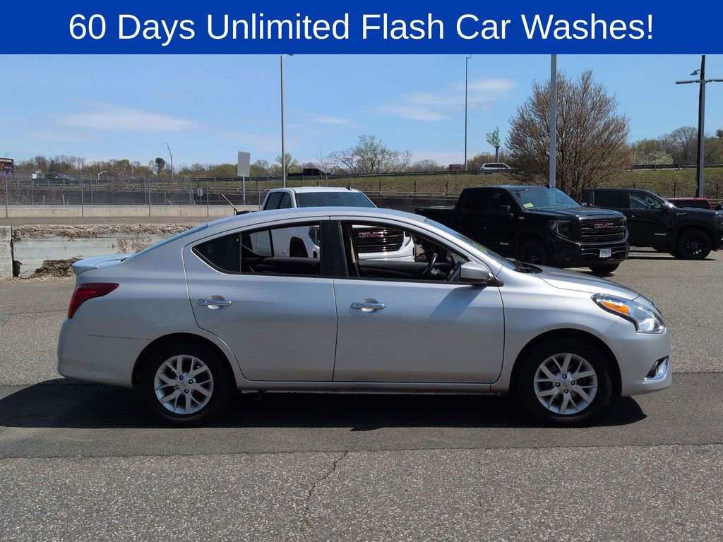 Used 2018 Nissan Versa SV w/ SV Special Edition Package image 2