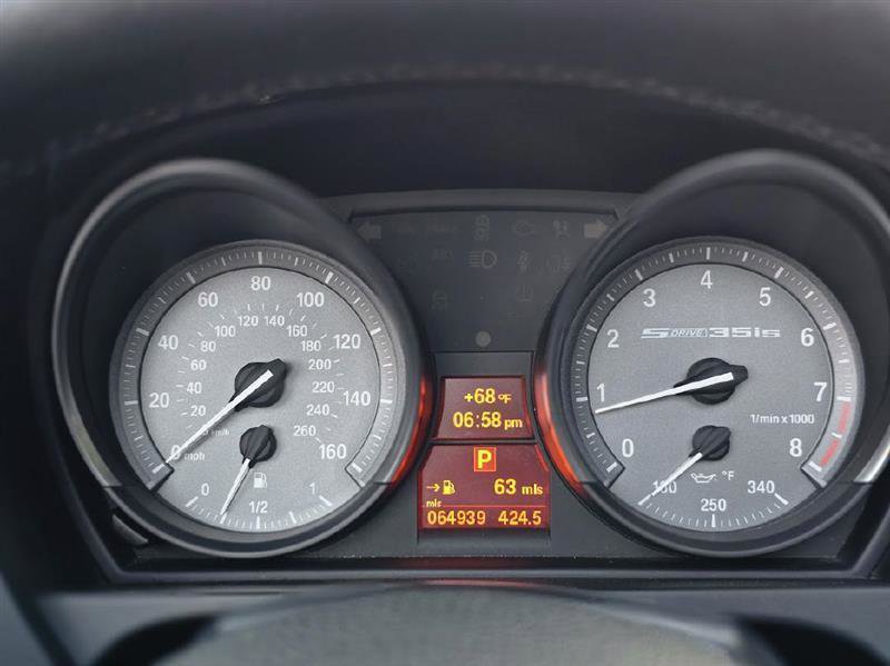 Used 2015 BMW Z4 sDrive35is RWD image 37