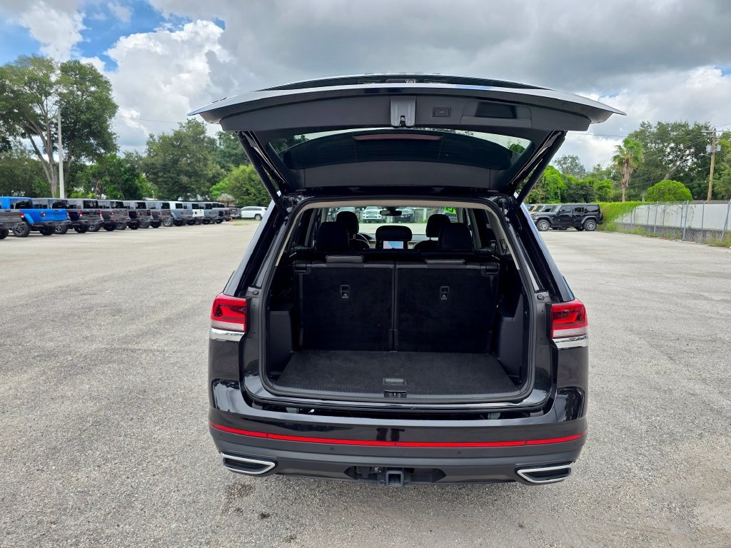 Used 2025 Volkswagen Atlas SE FWD image 38