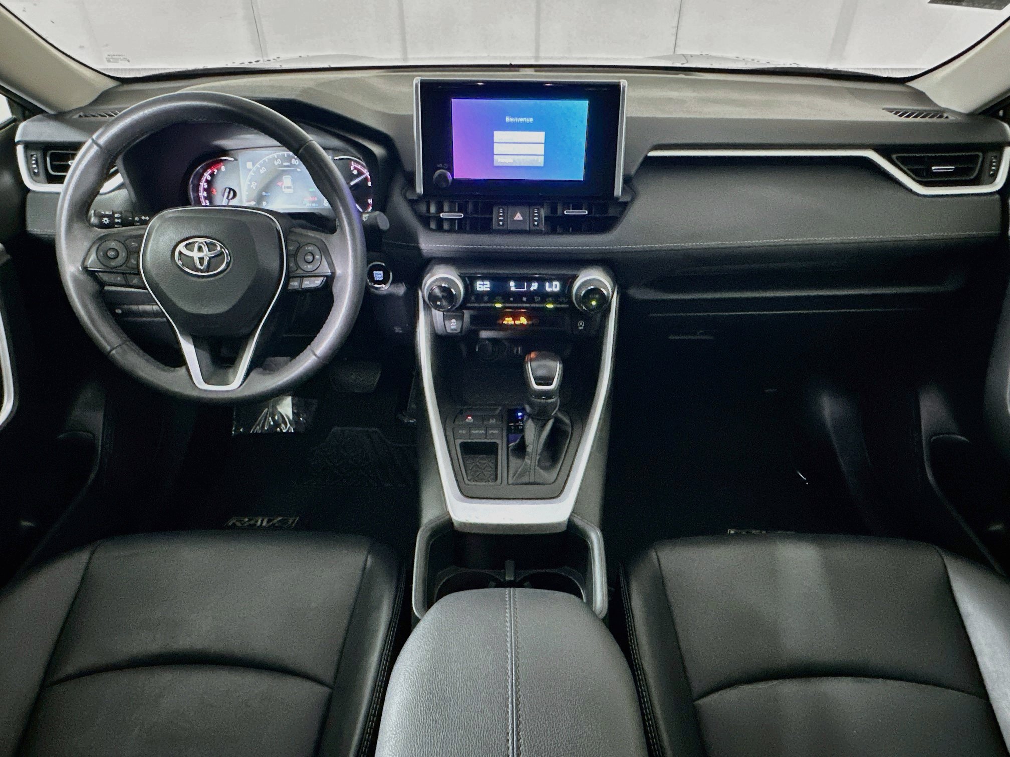 Certified 2023 Toyota RAV4 XLE Premium FWD image 27