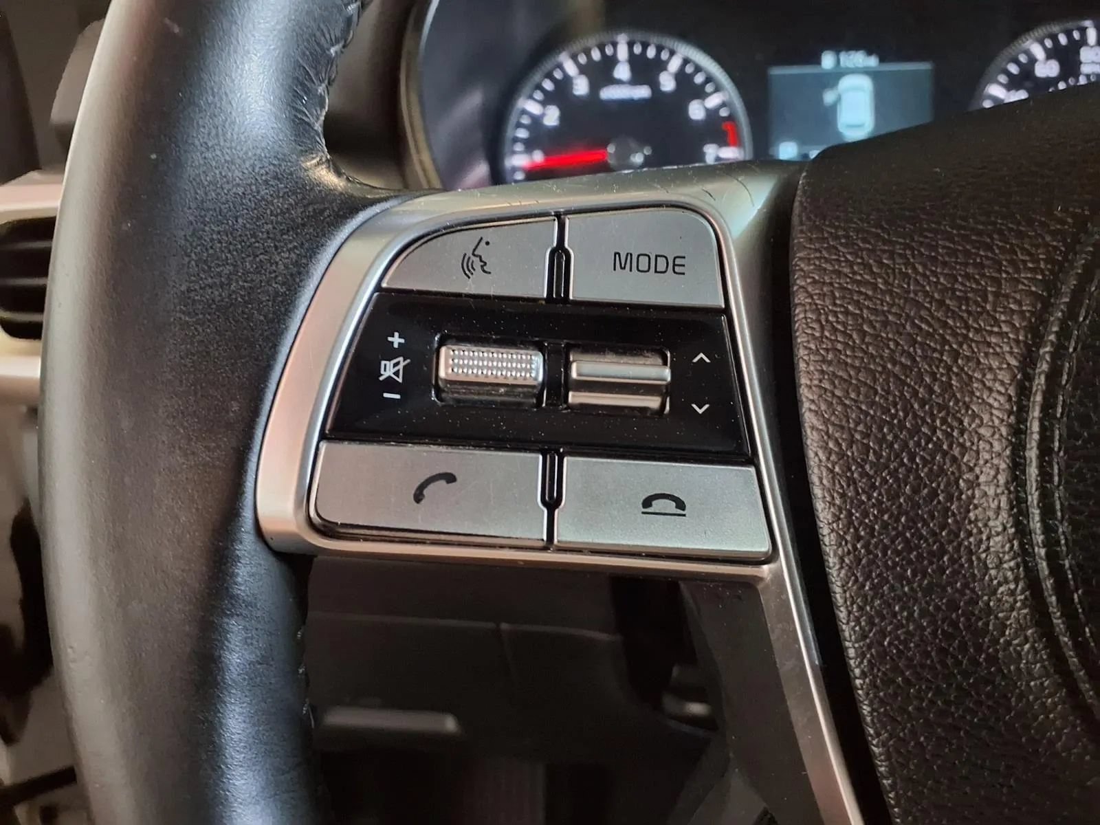 Used 2021 Kia Telluride S FWD image 29
