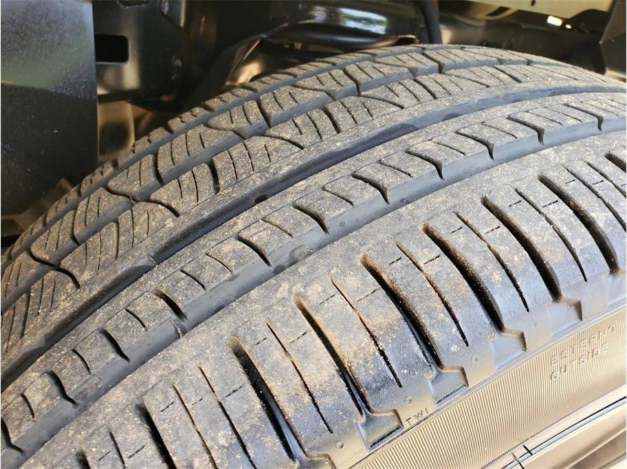Used 2026 RAM 1500 Laramie w/ Night Edition AWD/4WD image 4