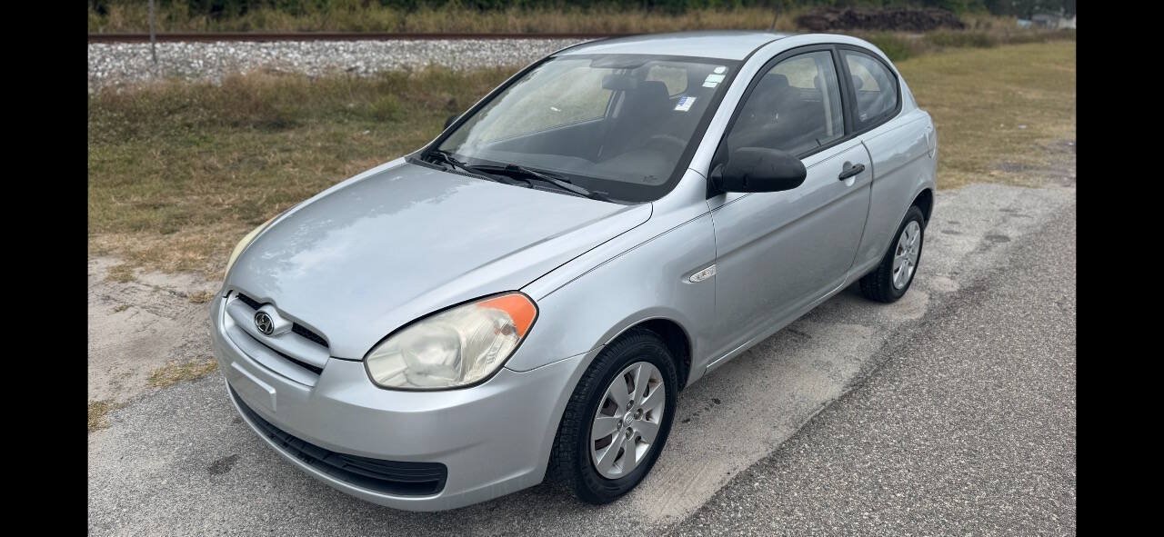 Used 2009 Hyundai Accent GS w/ Popular Equipment Pkg 2 FWD image 3