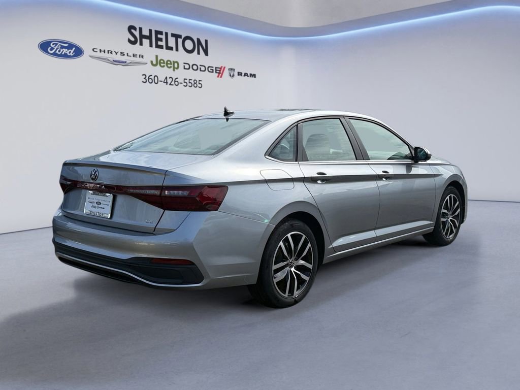 Used 2025 Volkswagen Jetta SE FWD image 5