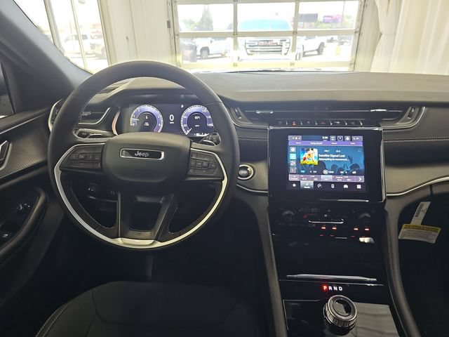 New 2026 Jeep Grand Cherokee Laredo X AWD/4WD image 13