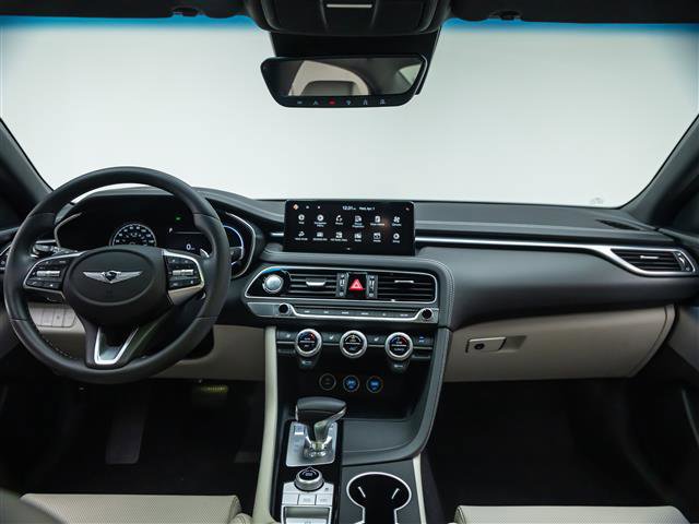 Used 2023 Genesis G70 2.0T RWD image 19