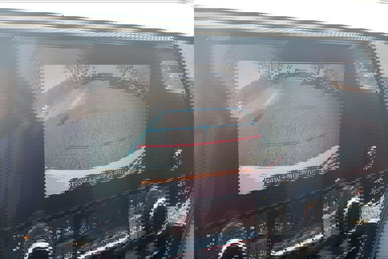 Used 2023 Toyota Highlander XSE image 26