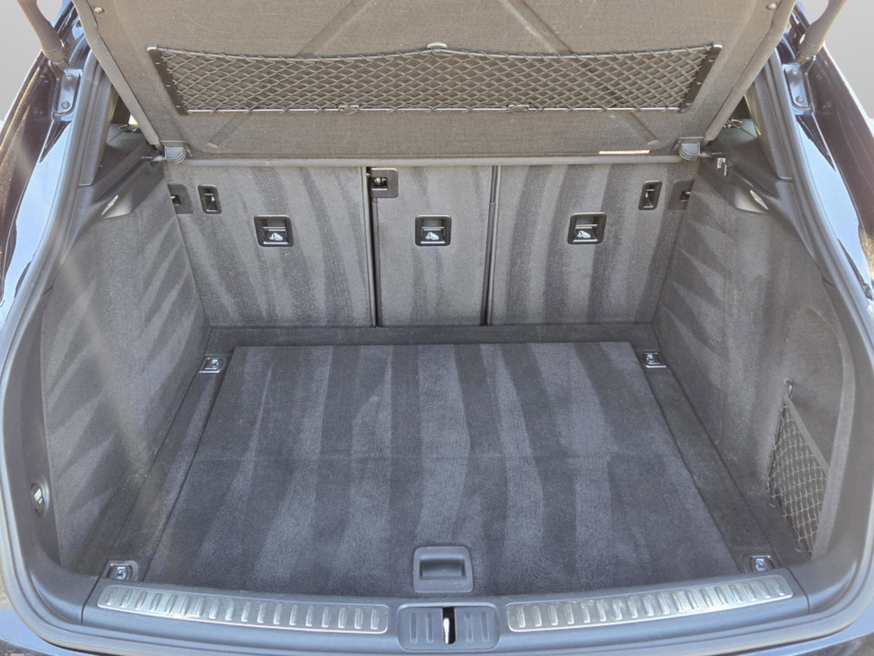 Used 2018 Porsche Macan Turbo image 28