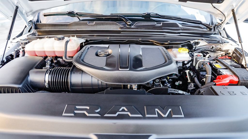 Used 2026 RAM 1500 Laramie AWD/4WD image 30