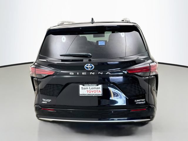 Used 2024 Toyota Sienna Limited AWD/4WD image 6