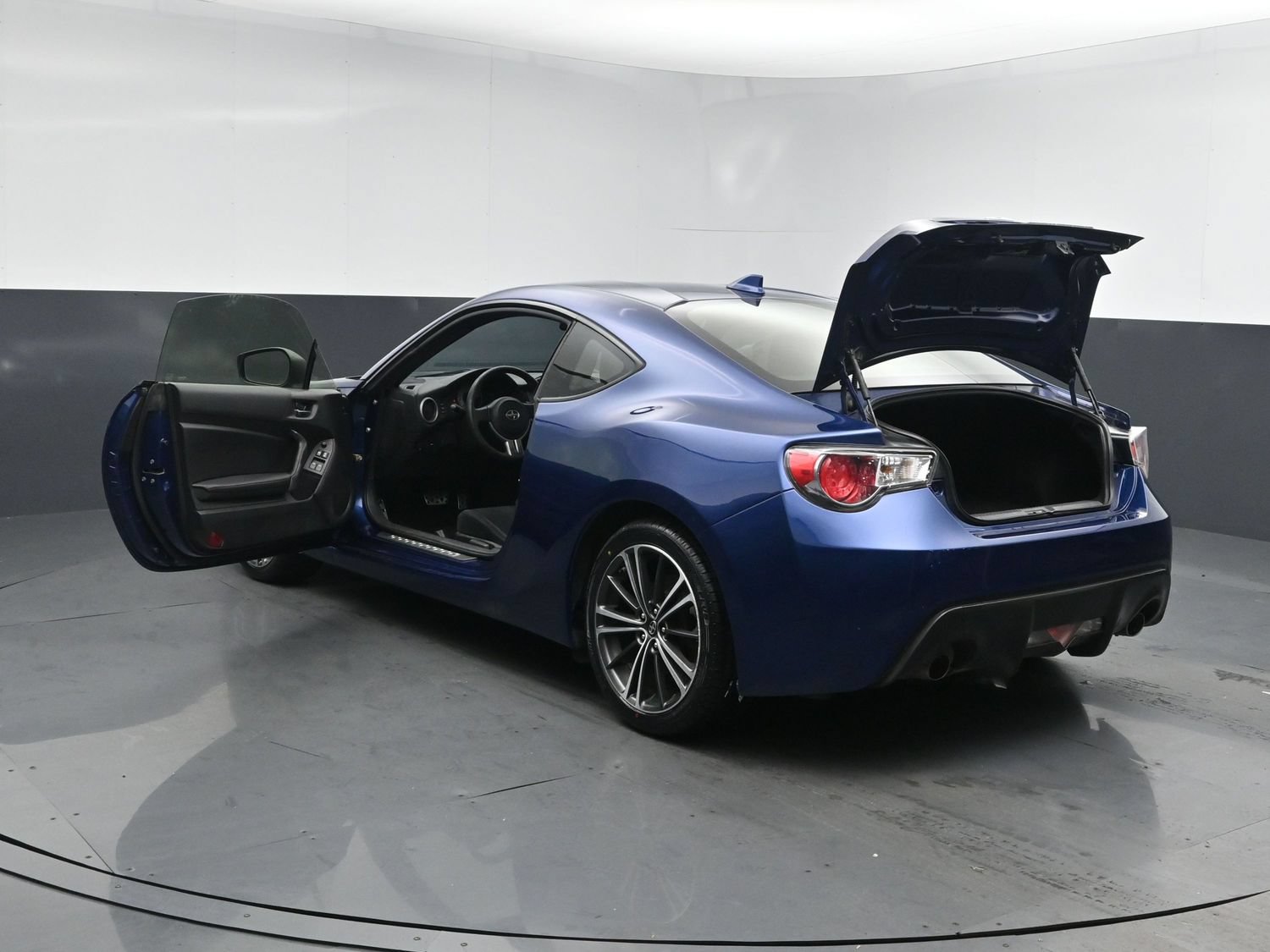 Used 2015 Scion FR-S RWD image 24
