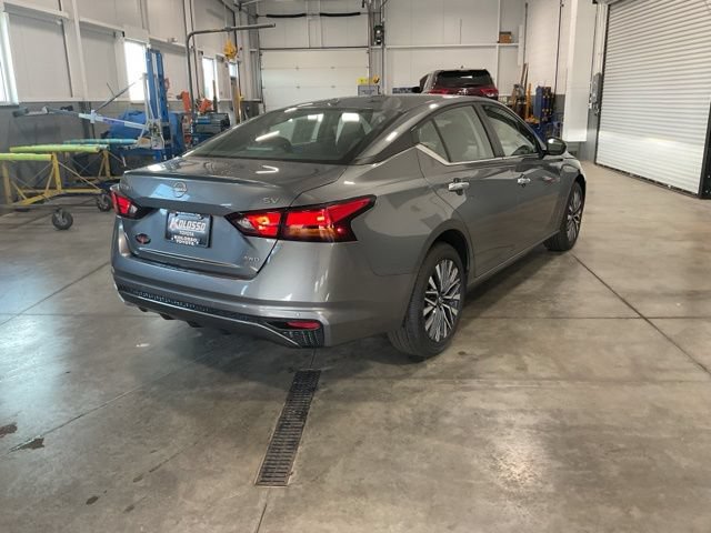 Used 2023 Nissan Altima 2.5 SV AWD/4WD image 6