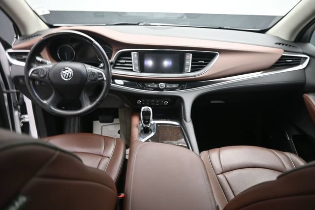 Used 2019 Buick Enclave Avenir w/ Avenir Technology Package AWD/4WD image 22