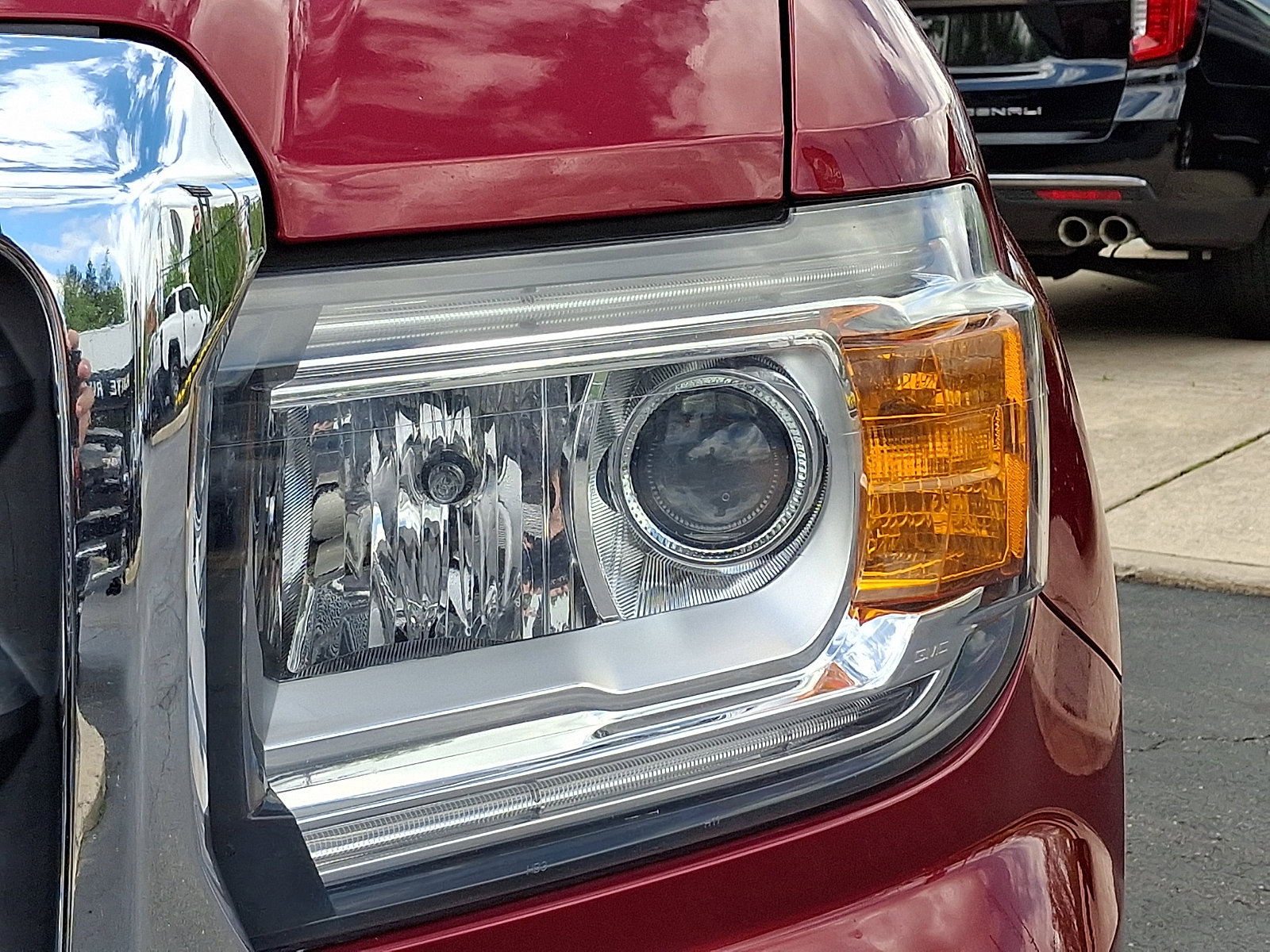 Used 2020 GMC Canyon SLT w/ Driver Alert Package AWD/4WD image 9