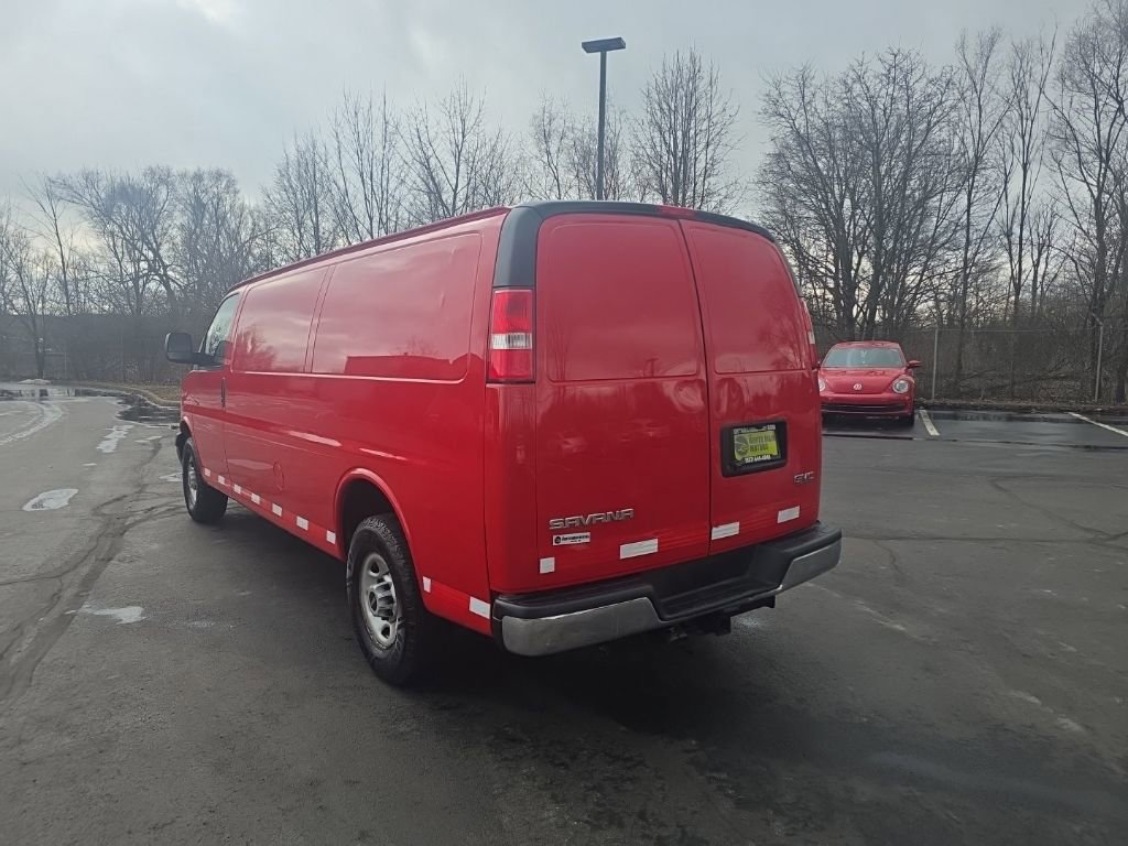 Used 2020 GMC Savana 2500 Extended w/ Driver Convenience Package image 5