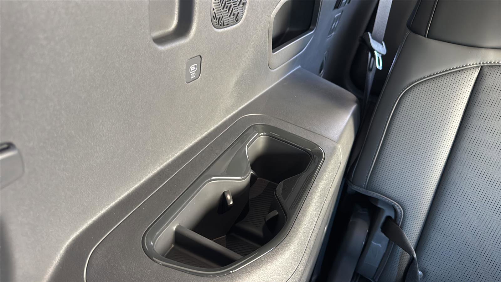 New 2026 Kia EV9 Light RWD image 17