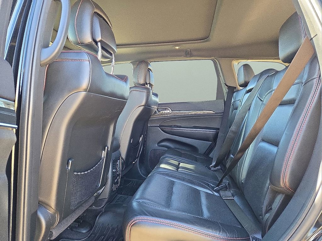 Used 2017 Jeep Grand Cherokee Trailhawk w/ Trailhawk Luxury Group image 17