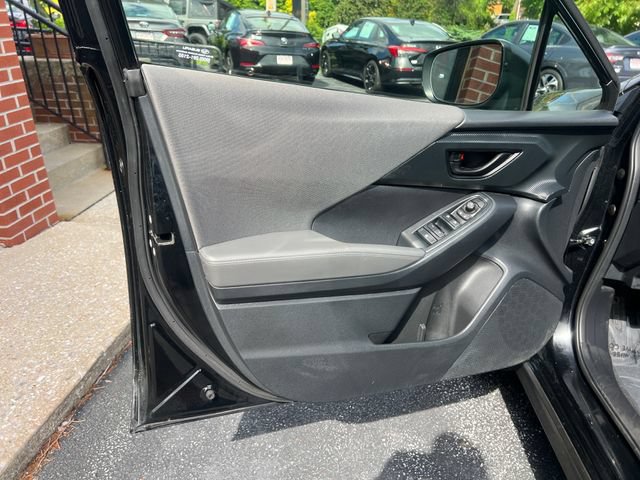Used 2024 Subaru Crosstrek 2.0i Premium AWD/4WD image 8