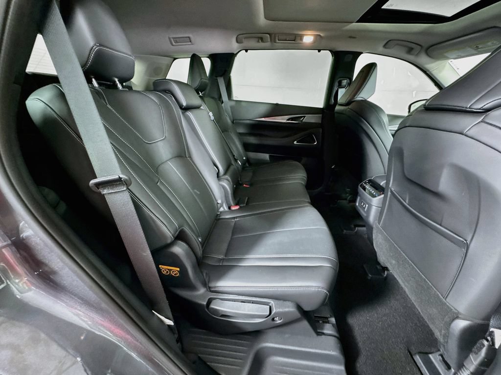 Certified 2026 INFINITI QX60 Luxe w/ Cargo Package FWD image 39