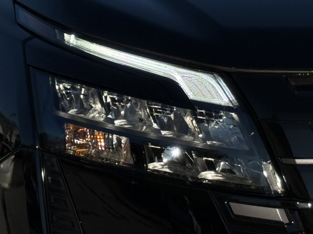 New 2026 Nissan Pathfinder SL w/ Cargo Package FWD image 15