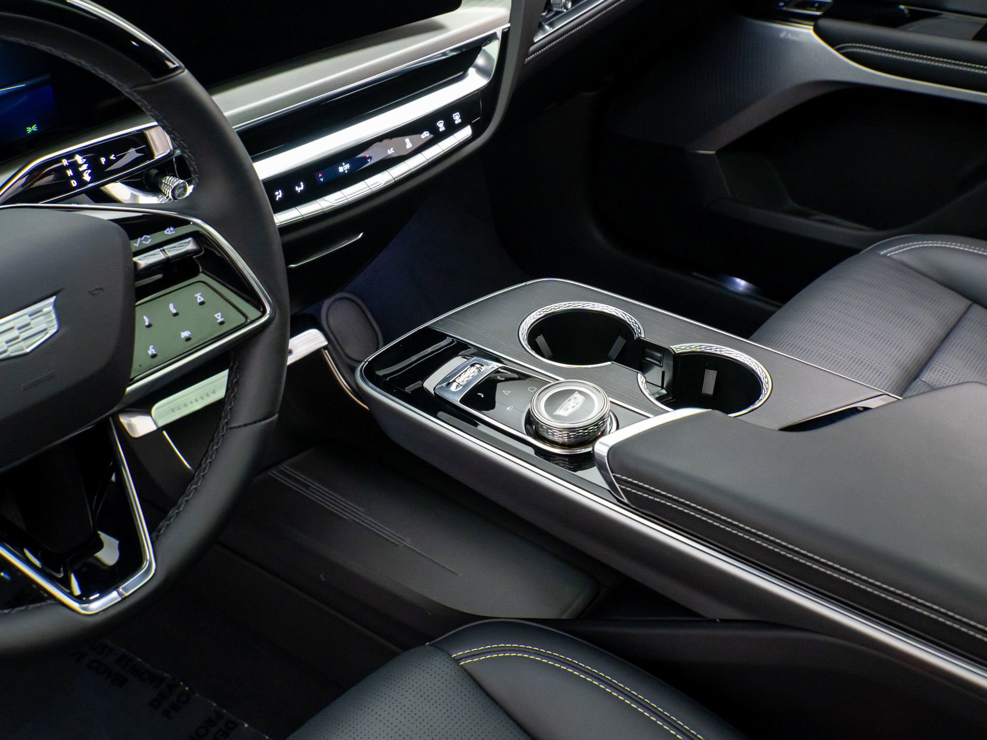 Certified 2024 Cadillac Lyriq Luxury w/ LPO, Floor Liner Package image 14