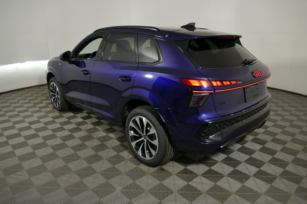 New 2026 Audi Q3 quattro 2.0T AWD/4WD image 5
