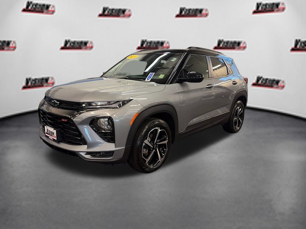 Used 2023 Chevrolet TrailBlazer RS w/ Convenience Package AWD/4WD image 2
