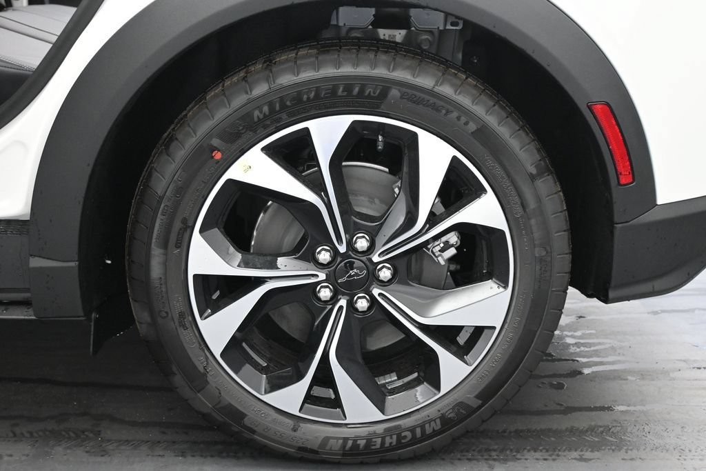 New 2026 Ford Mustang Mach-E Select RWD image 19