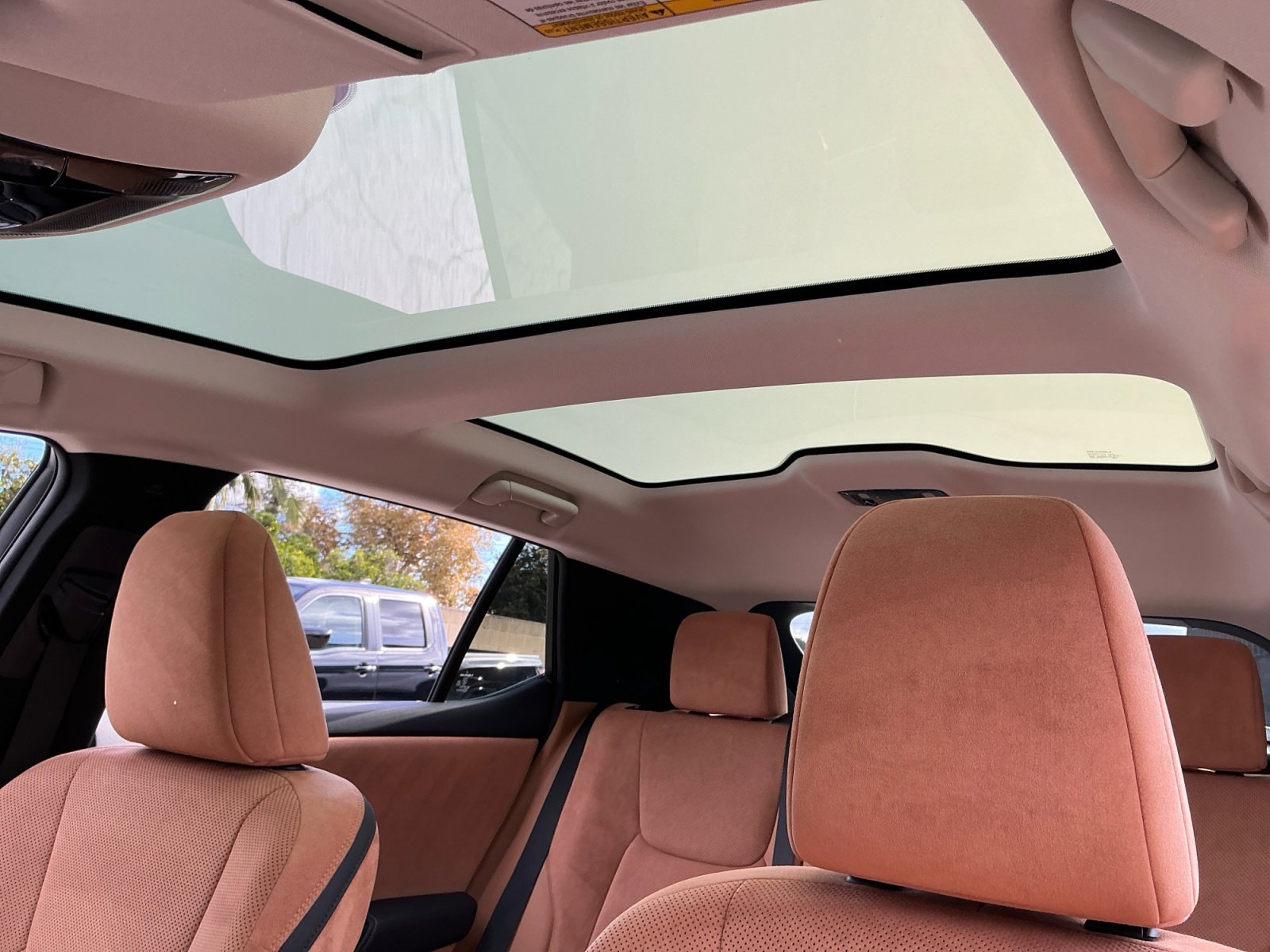 Used 2023 Lexus RZ 450e Premium w/ Accessory Package (Z1) image 29