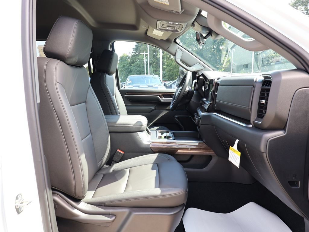 New 2026 Chevrolet Silverado 3500 LT w/ Trail Boss Package AWD/4WD image 43