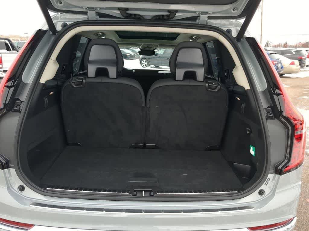 Certified 2026 Volvo XC90 B6 Plus w/ Protection Package Premier AWD/4WD image 34
