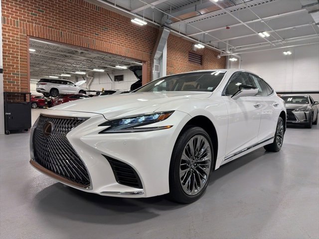 Used 2018 Lexus LS 500 500 Base image 3