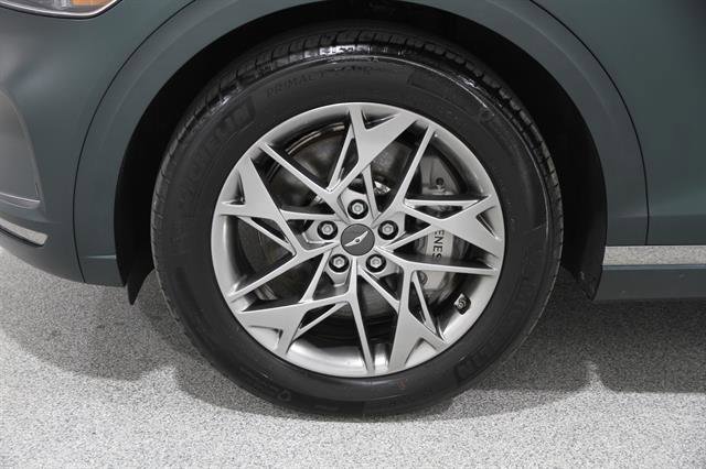 Certified 2024 Genesis GV70 2.5T w/ Select Package image 23