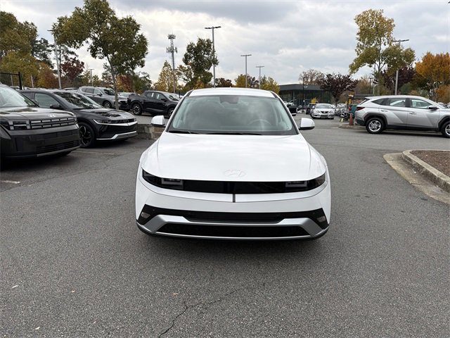 New 2026 Hyundai Ioniq 5 SE image 2