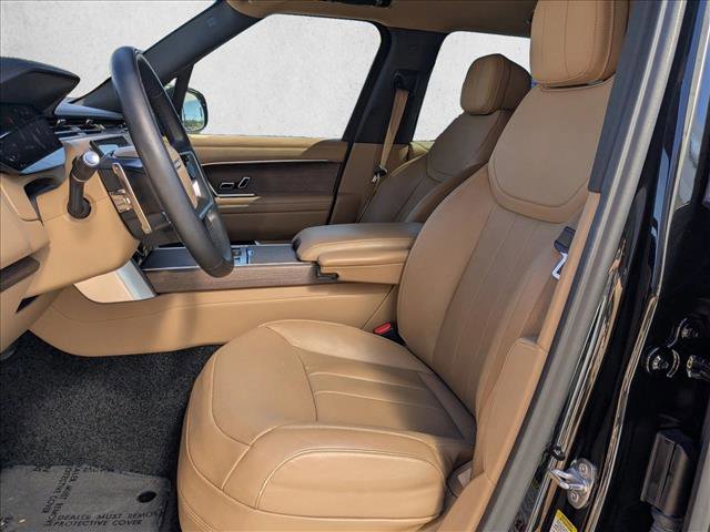 Certified 2023 Land Rover Range Rover SE image 18