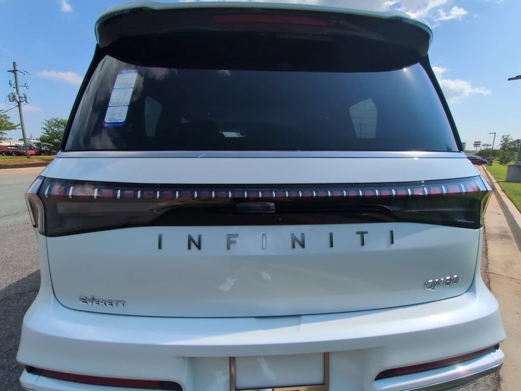 Used 2026 INFINITI QX80 Pure w/ Cargo Package RWD image 6