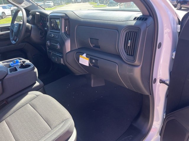 New 2026 Chevrolet Silverado 1500 Custom w/ Turbomax Blackout Package image 33