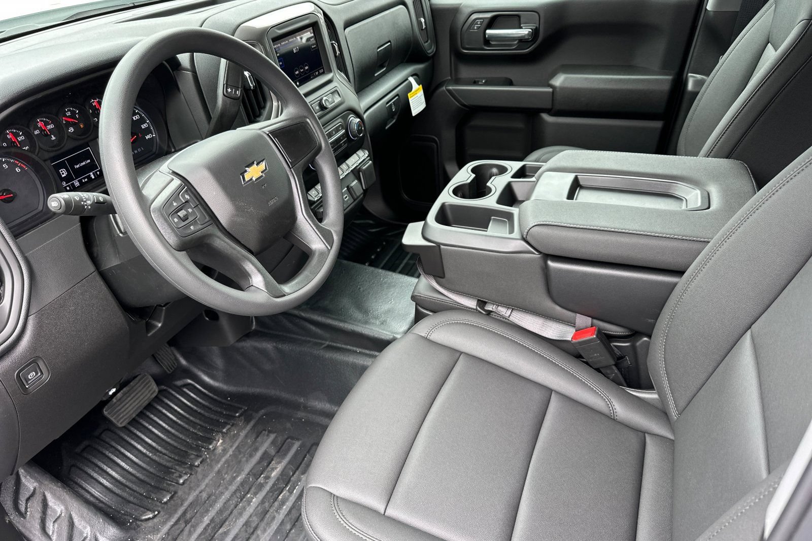 Used 2026 Chevrolet Silverado 1500 W/T w/ WT Value Package AWD/4WD image 9