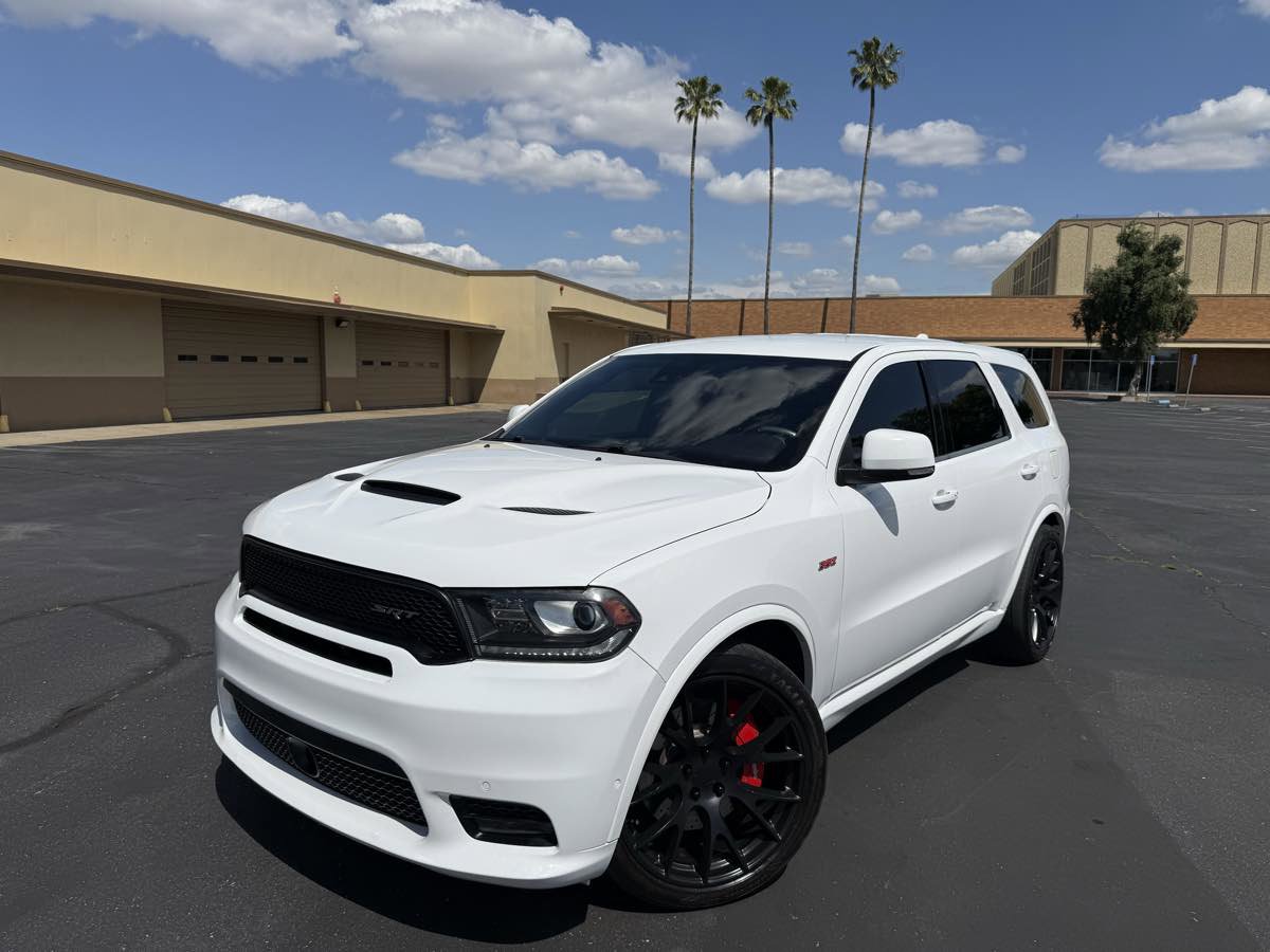 Used 2018 Dodge Durango SRT w/ Technology Group AWD/4WD image 4