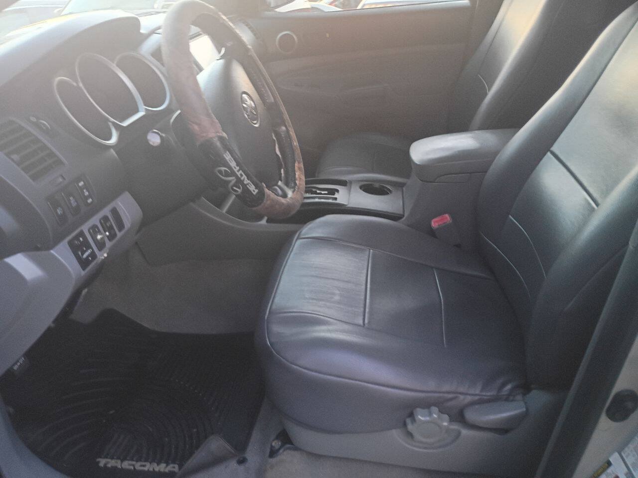 Used 2008 Toyota Tacoma PreRunner w/ TRD Off-Road Pkg #1 RWD image 10