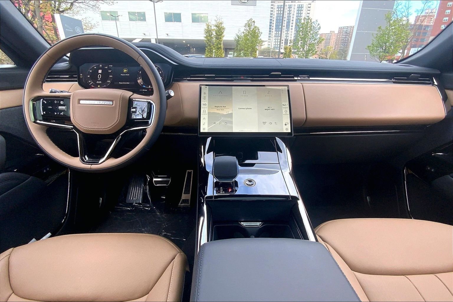 New 2026 Land Rover Range Rover Sport Dynamic SE AWD/4WD image 5