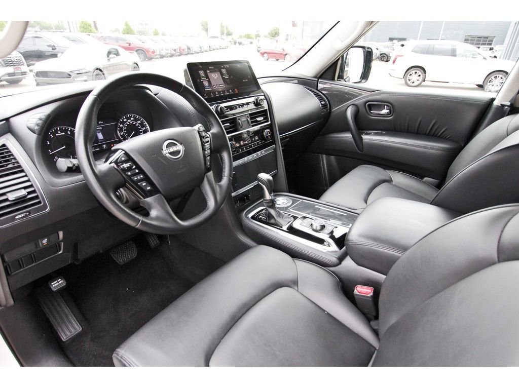 Used 2024 Nissan Armada SV image 12