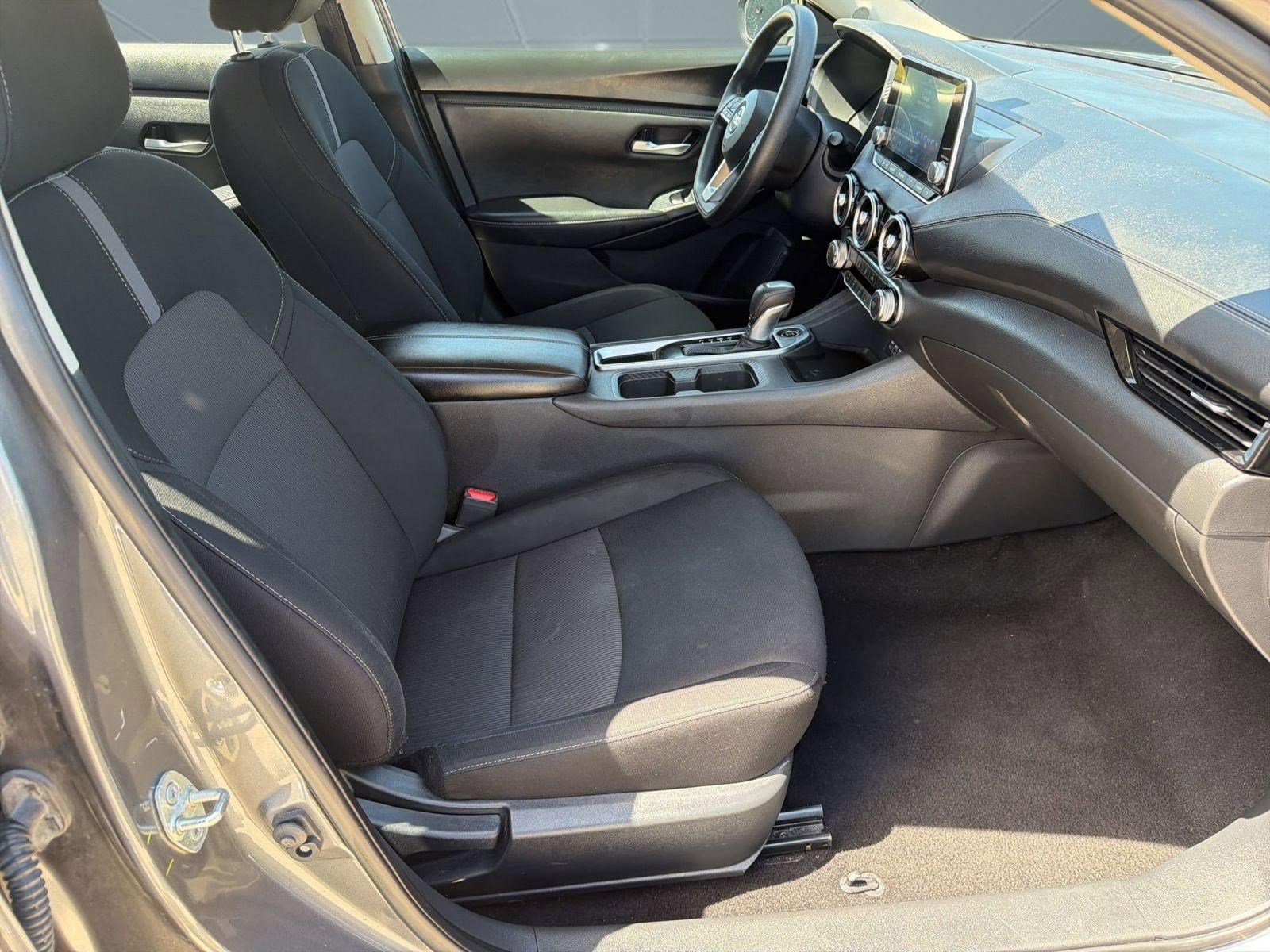 Used 2023 Nissan Sentra SV image 29