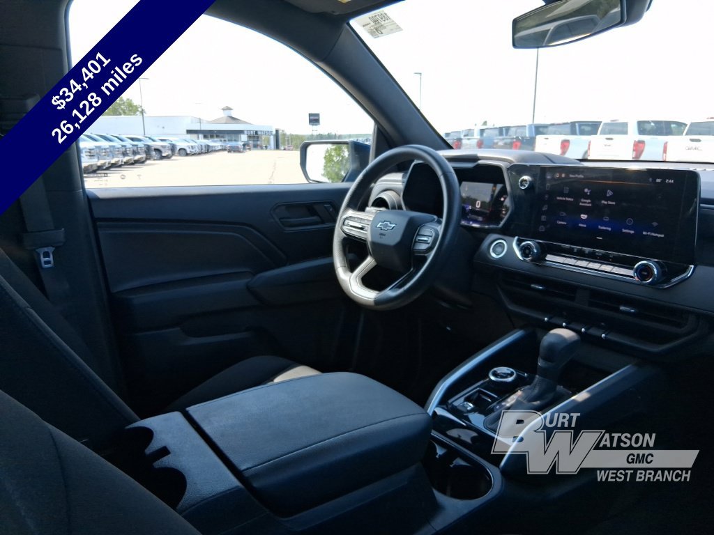 Used 2023 Chevrolet Colorado Trail Boss w/ LPO, Dark Essentials Package AWD/4WD image 13